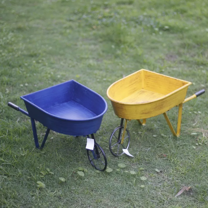 微信图片_20251128153559_261_7 American Country Style Wrought Iron Wheelbarrow Planter - Three-Wheeled Garden Cart with Distressed Finish for Outdoor Decor - Image 1