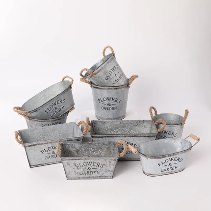 Vintage Distressed Wrought Iron Flower Pot - American Rustic Style Large Rectangular & Oval Planter for Succulents on Patio & Balcony